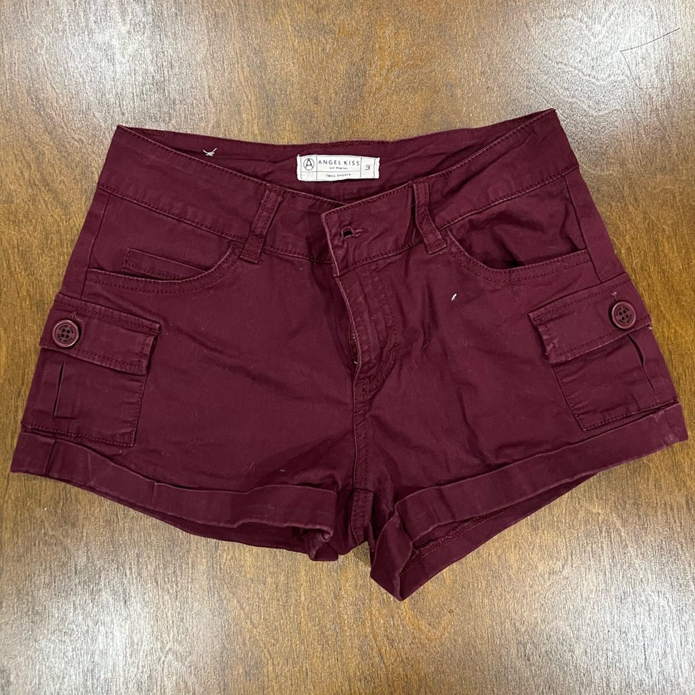 angel kiss | size 3 | maroon